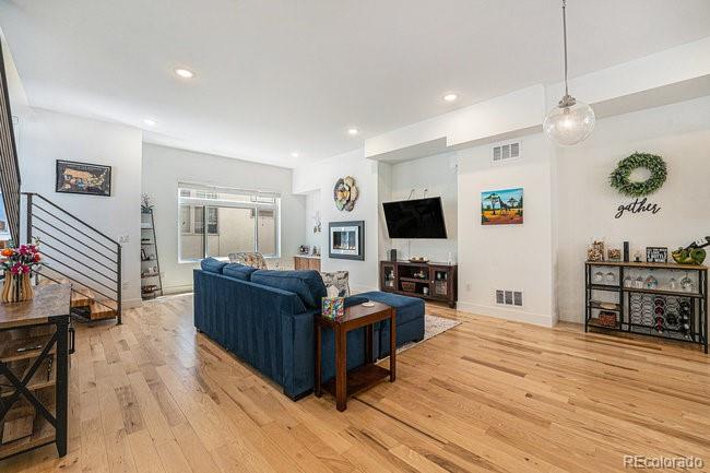 MLS Image #11 for 5610 s sycamore street,littleton, Colorado