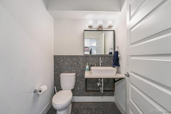 MLS Image #6 for 5610 s sycamore street,littleton, Colorado