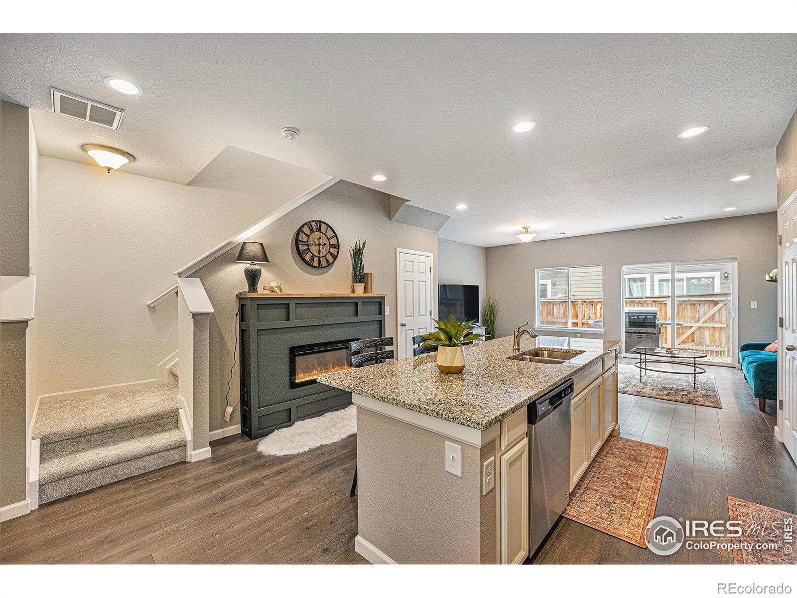 MLS Image #8 for 14700 e 104th avenue,commerce city, Colorado