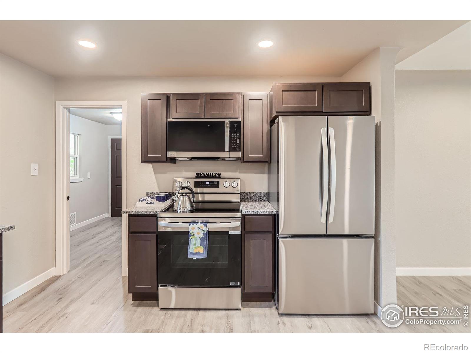 MLS Image #10 for 3014  high drive,evans, Colorado