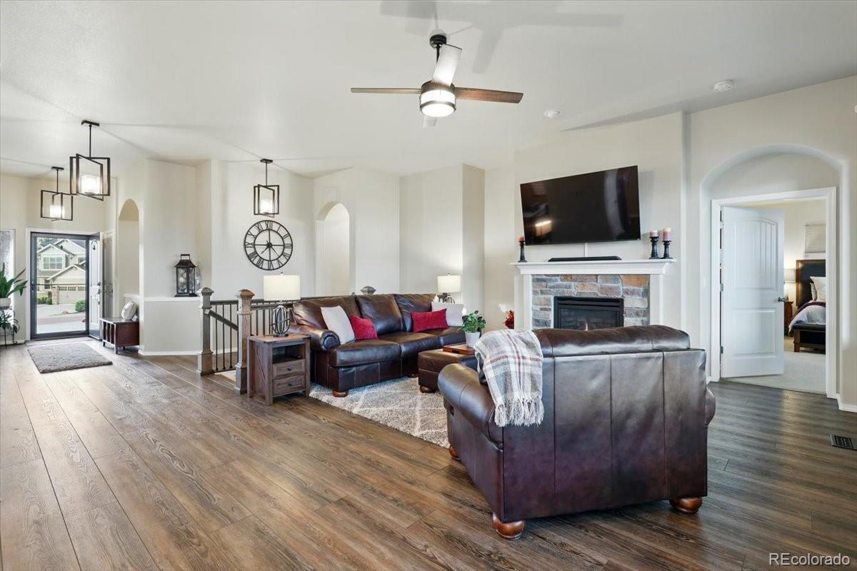 MLS Image #2 for 15506  short line court,monument, Colorado