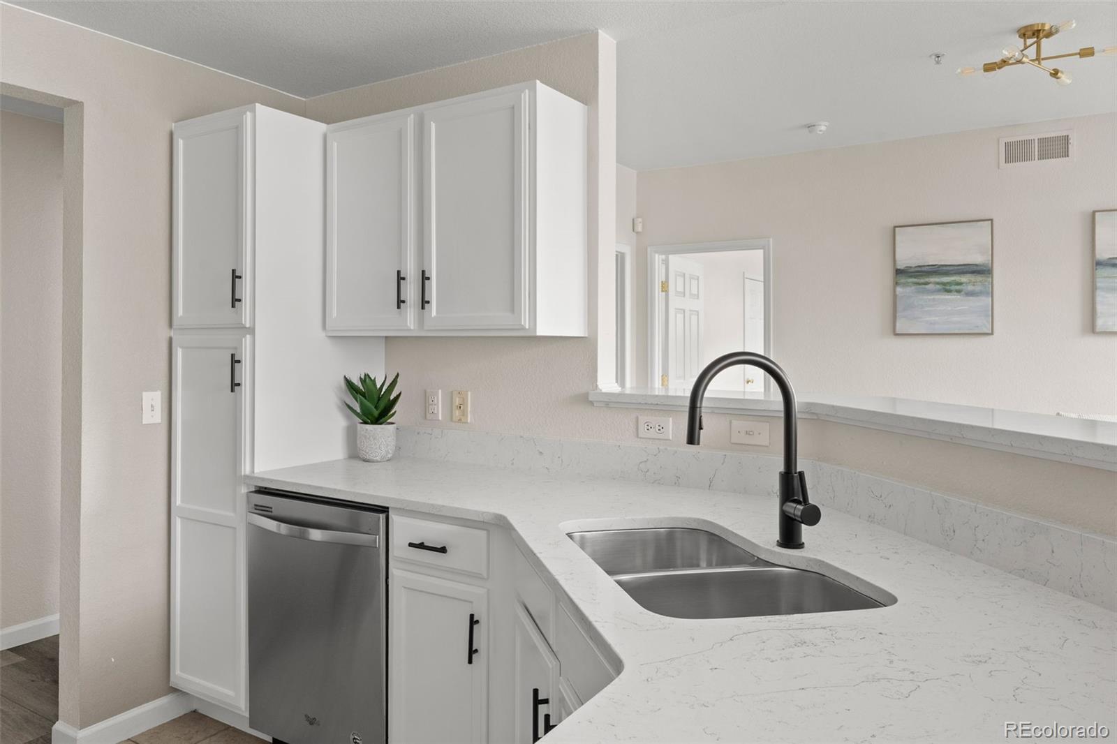 MLS Image #15 for 7440 s blackhawk street,englewood, Colorado