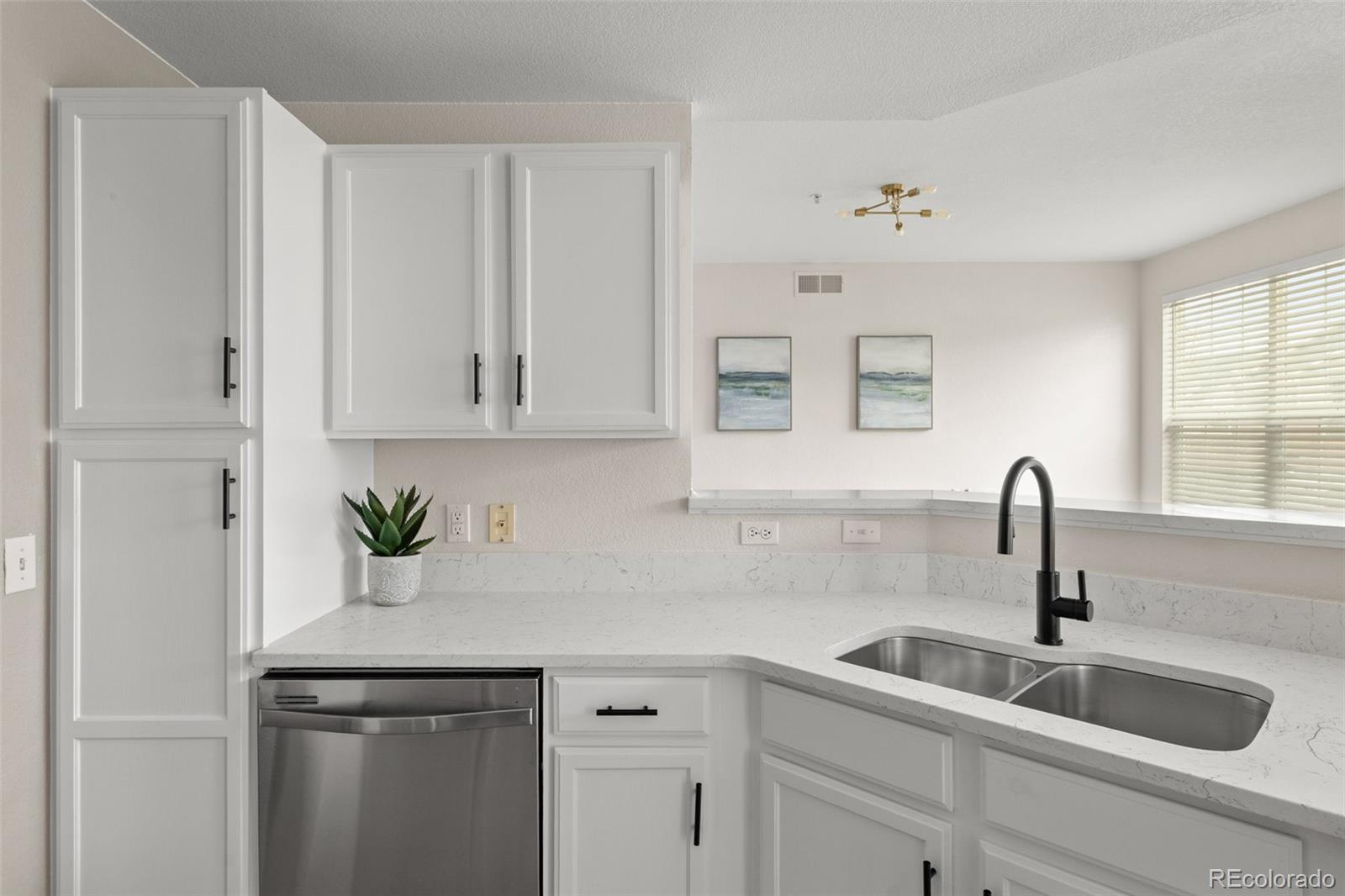 MLS Image #16 for 7440 s blackhawk street,englewood, Colorado