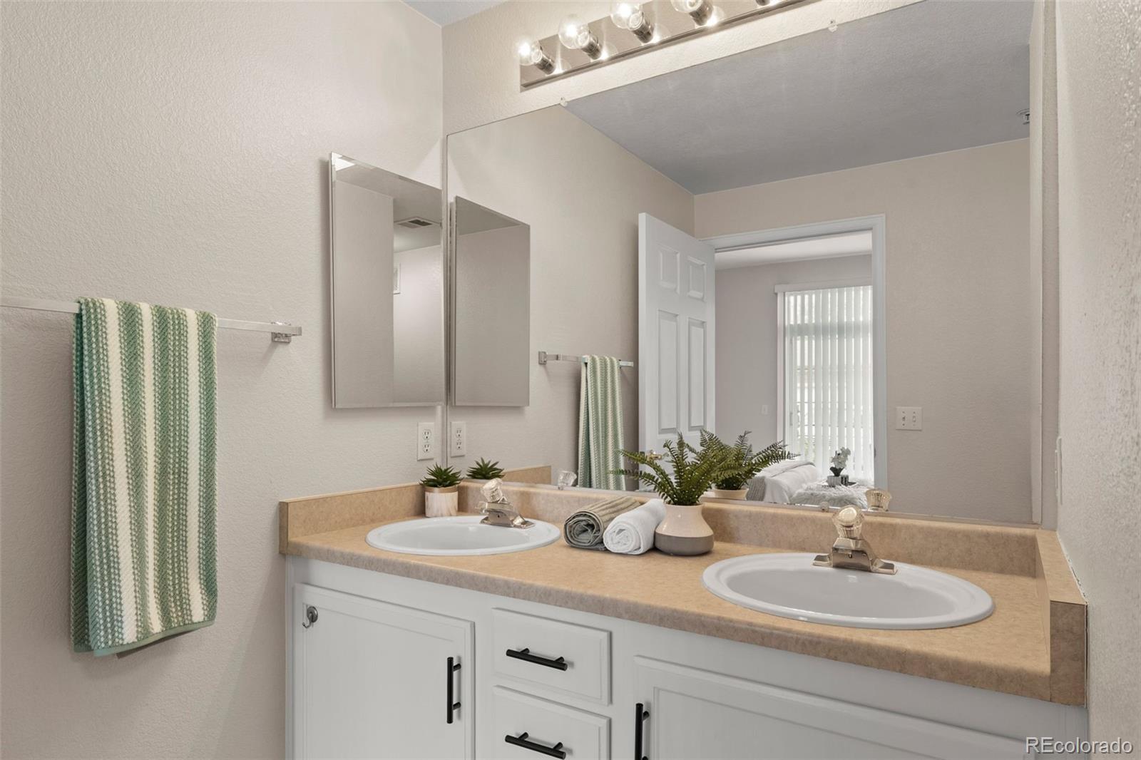 MLS Image #29 for 7440 s blackhawk street,englewood, Colorado