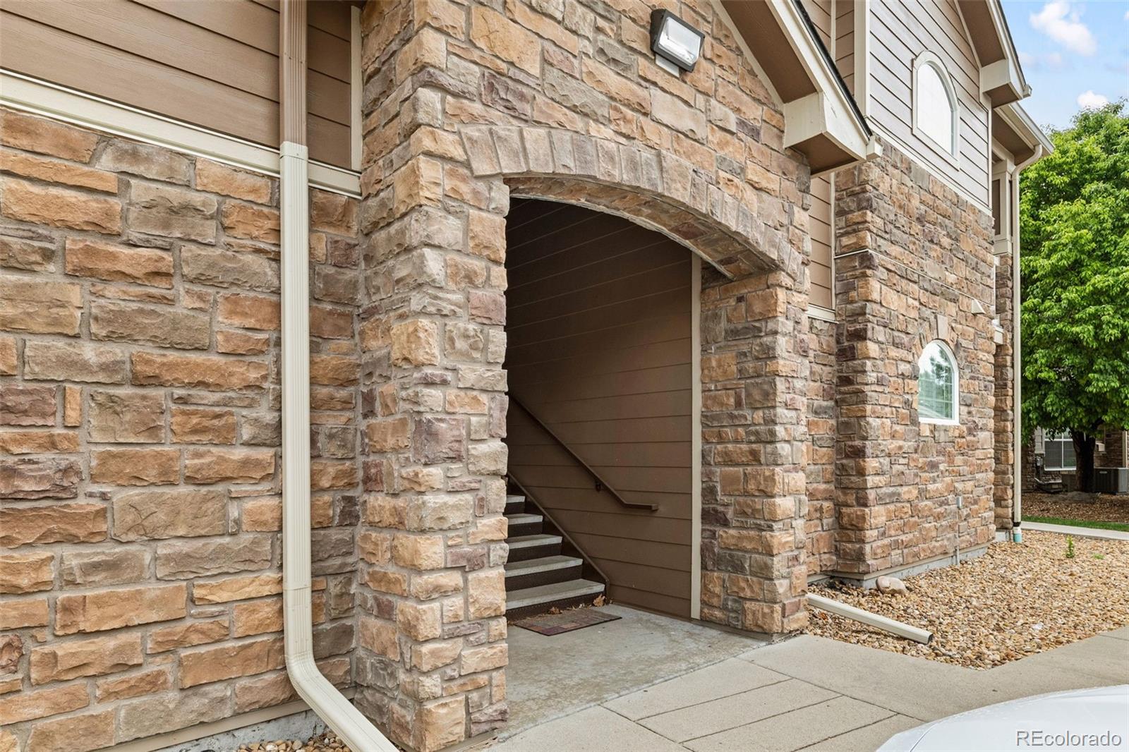 MLS Image #4 for 7440 s blackhawk street,englewood, Colorado