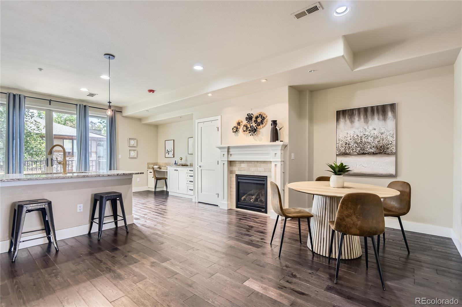 MLS Image #6 for 2700 e louisiana avenue,denver, Colorado