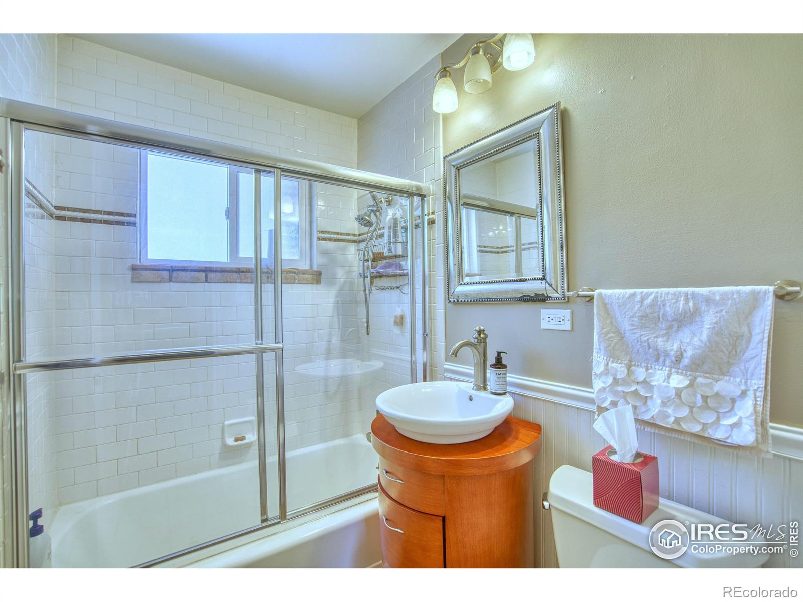 MLS Image #16 for 729  elm street,denver, Colorado