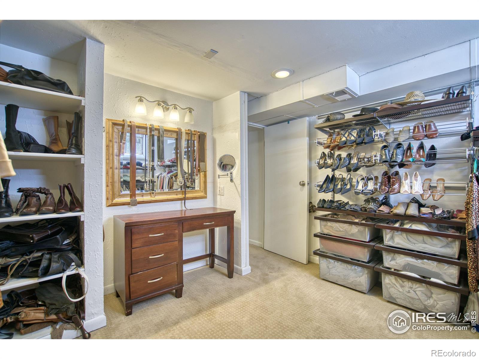 MLS Image #22 for 729  elm street,denver, Colorado
