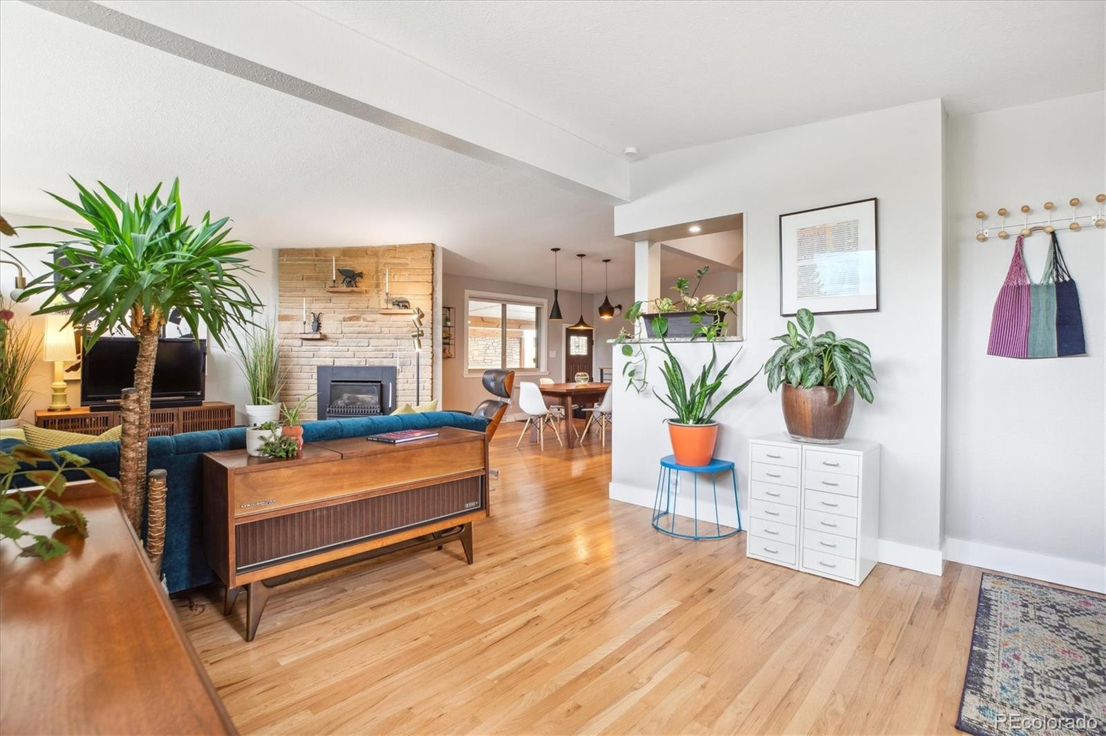 MLS Image #8 for 6068 s clayton street,centennial, Colorado