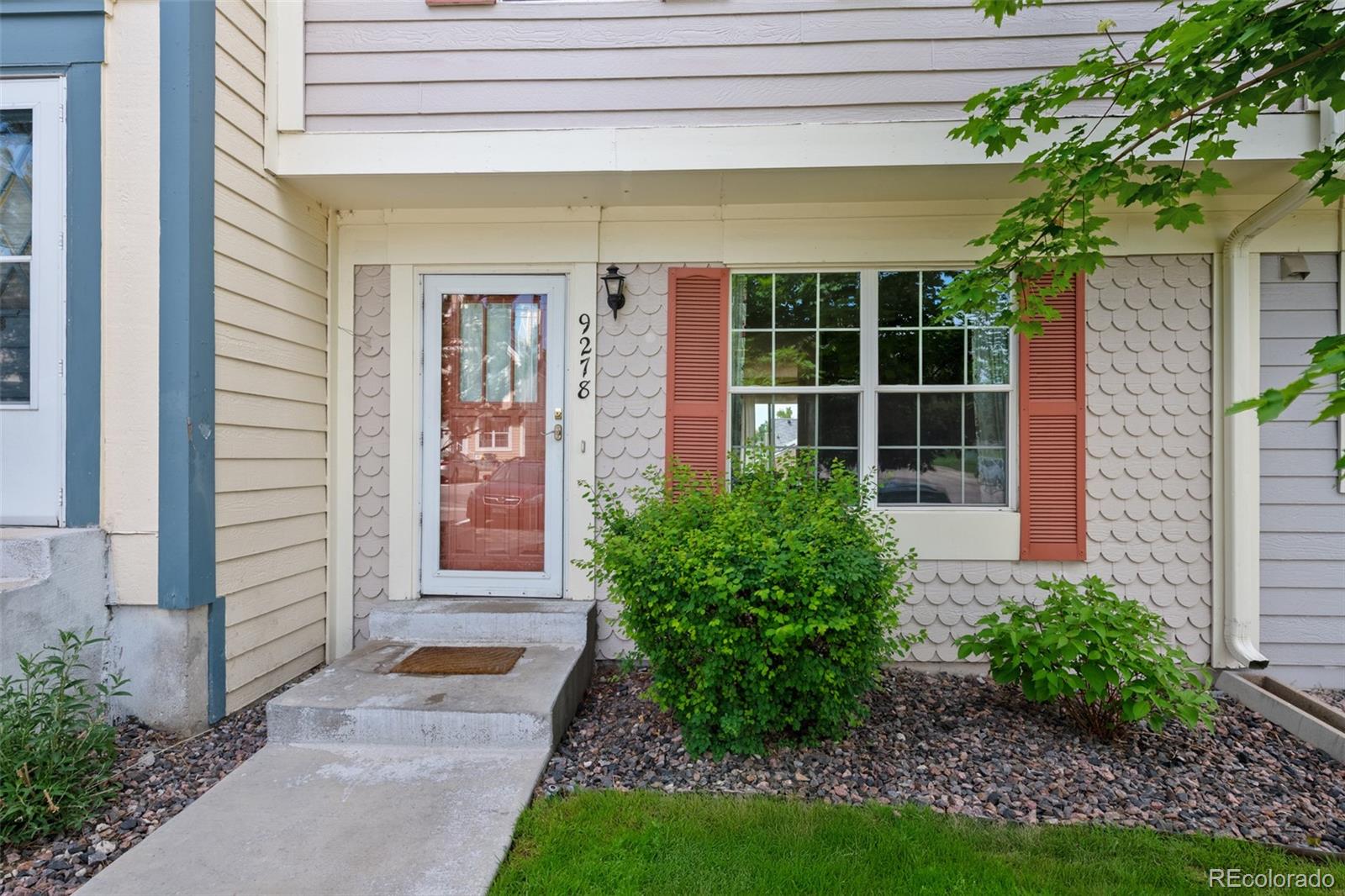 MLS Image #2 for 9278 w ontario drive,littleton, Colorado