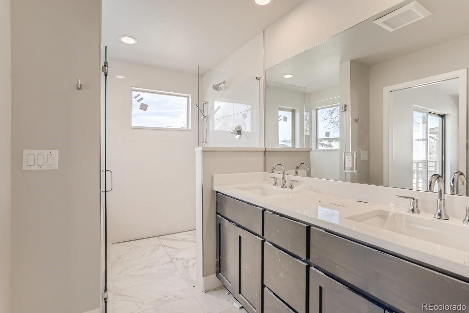 MLS Image #6 for 3963 n utica street,denver, Colorado