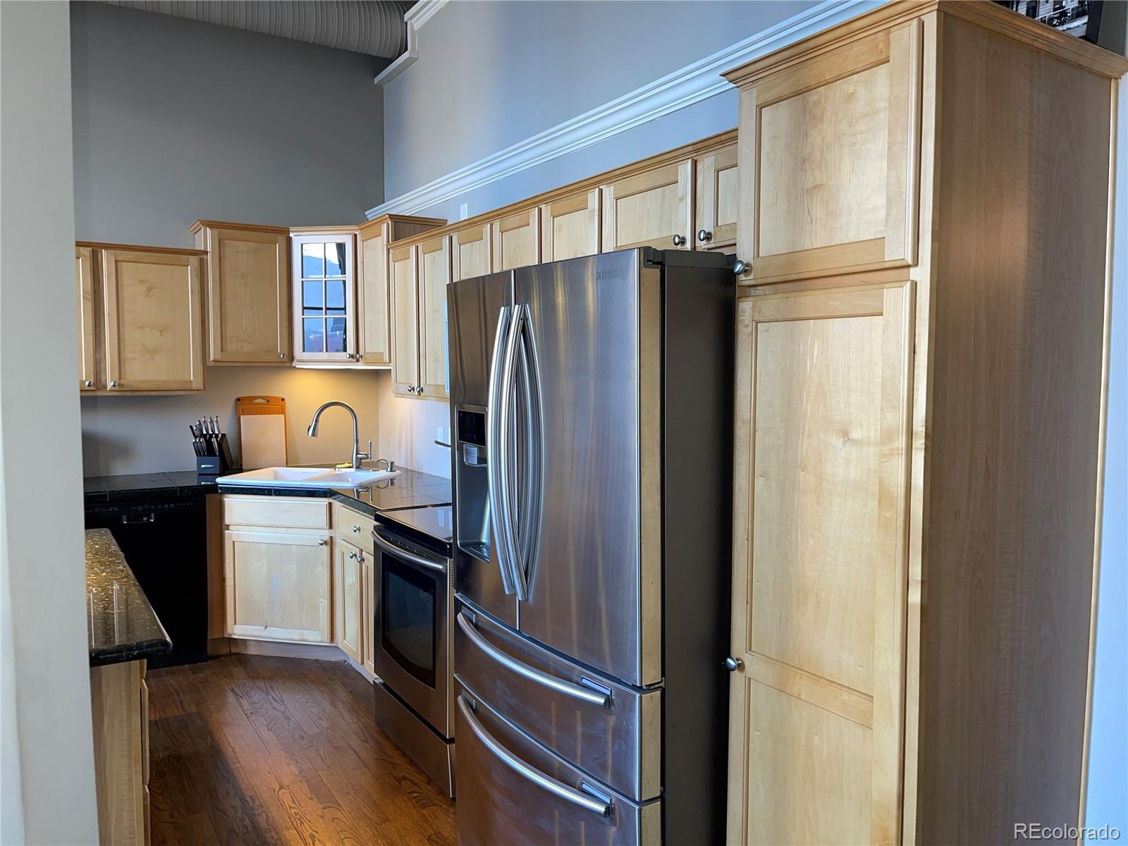 MLS Image #11 for 1555  california street,denver, Colorado