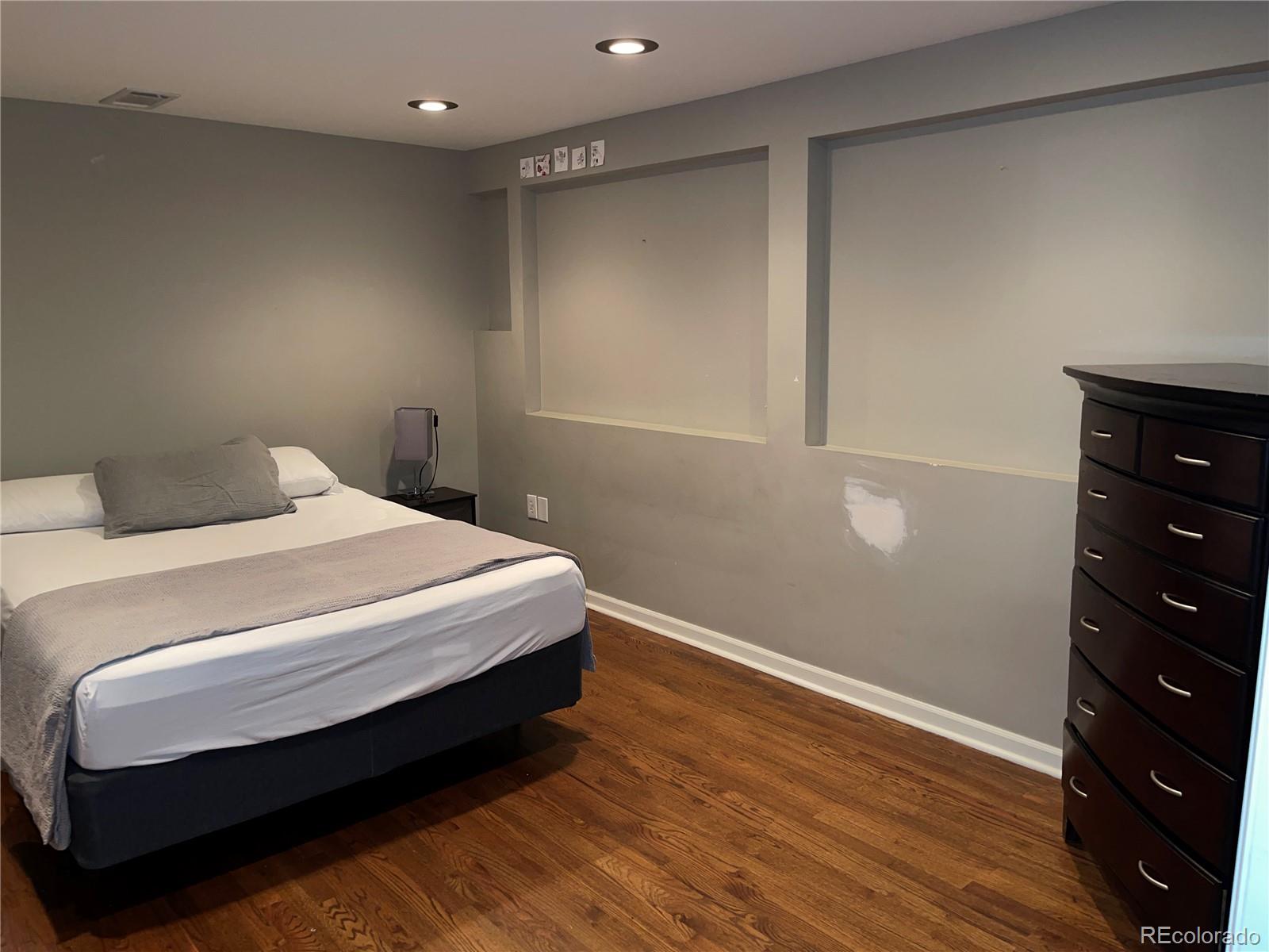 MLS Image #14 for 1555  california street,denver, Colorado