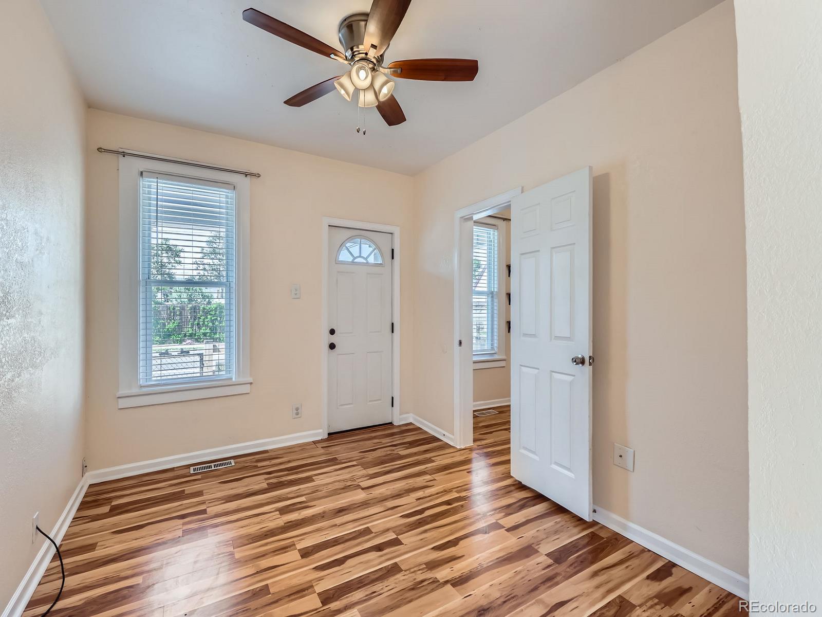 MLS Image #3 for 66 e 45th avenue,denver, Colorado