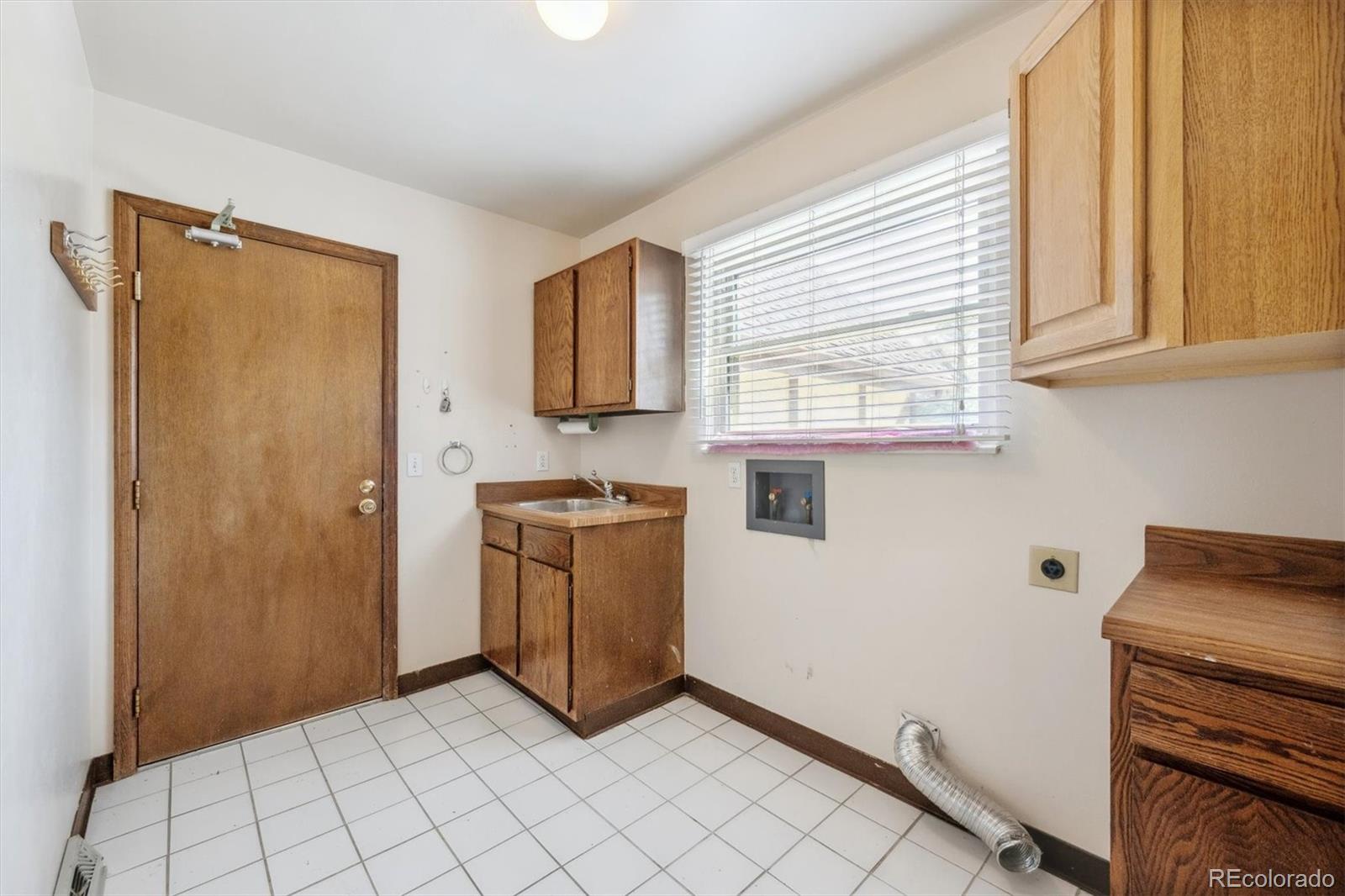 MLS Image #17 for 4855 s joplin street,aurora, Colorado