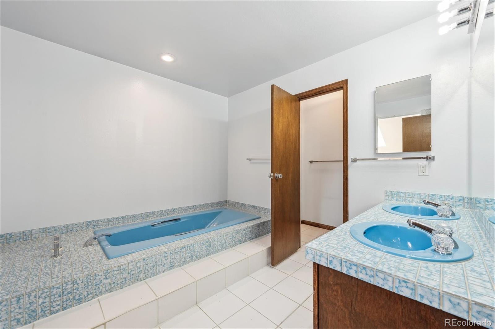 MLS Image #20 for 4855 s joplin street,aurora, Colorado
