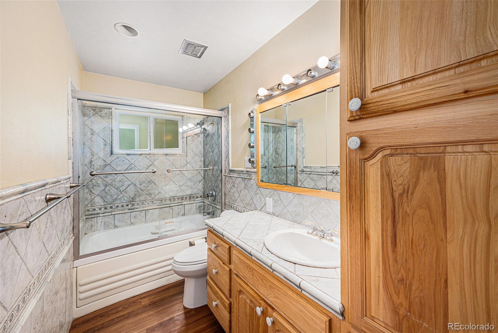 MLS Image #10 for 6427 s ingalls street,littleton, Colorado