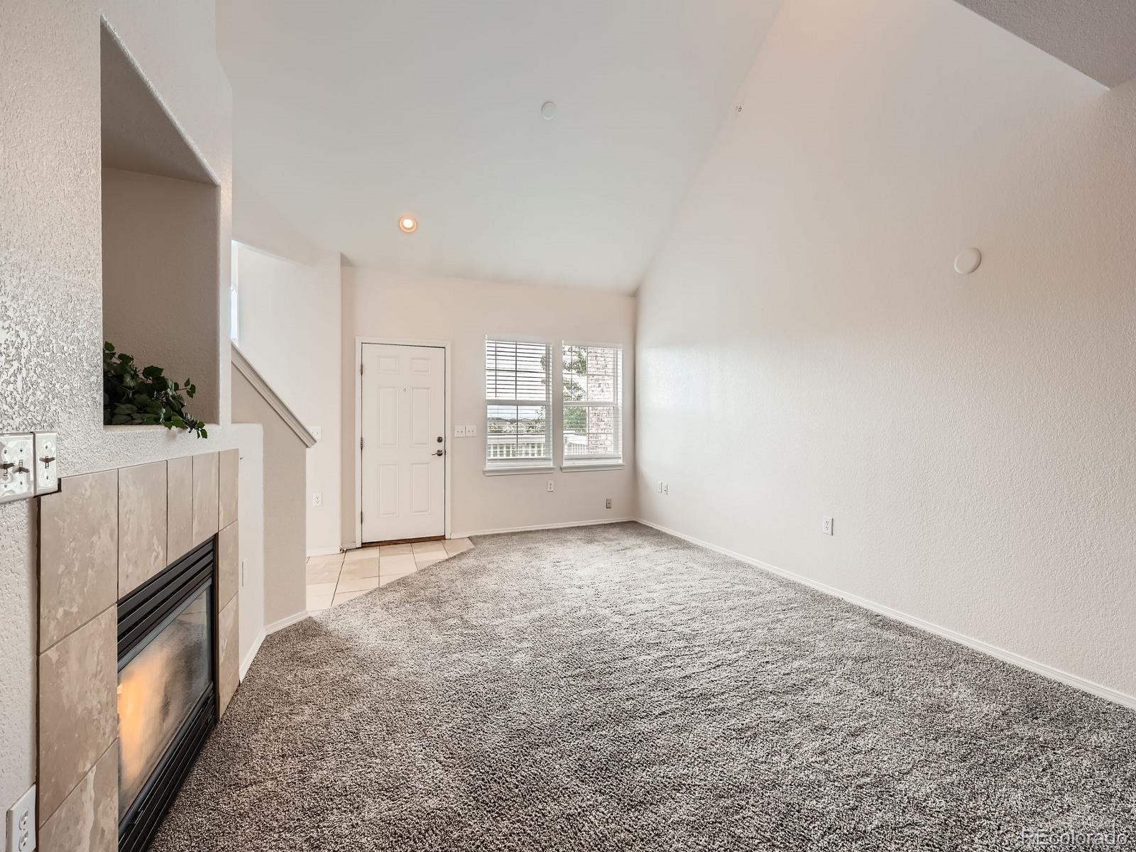 MLS Image #11 for 16366 e fremont avenue,aurora, Colorado