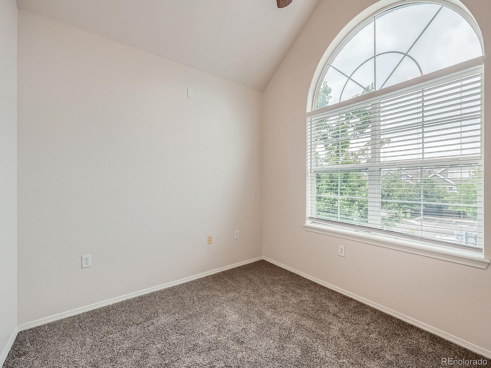 MLS Image #12 for 16366 e fremont avenue,aurora, Colorado