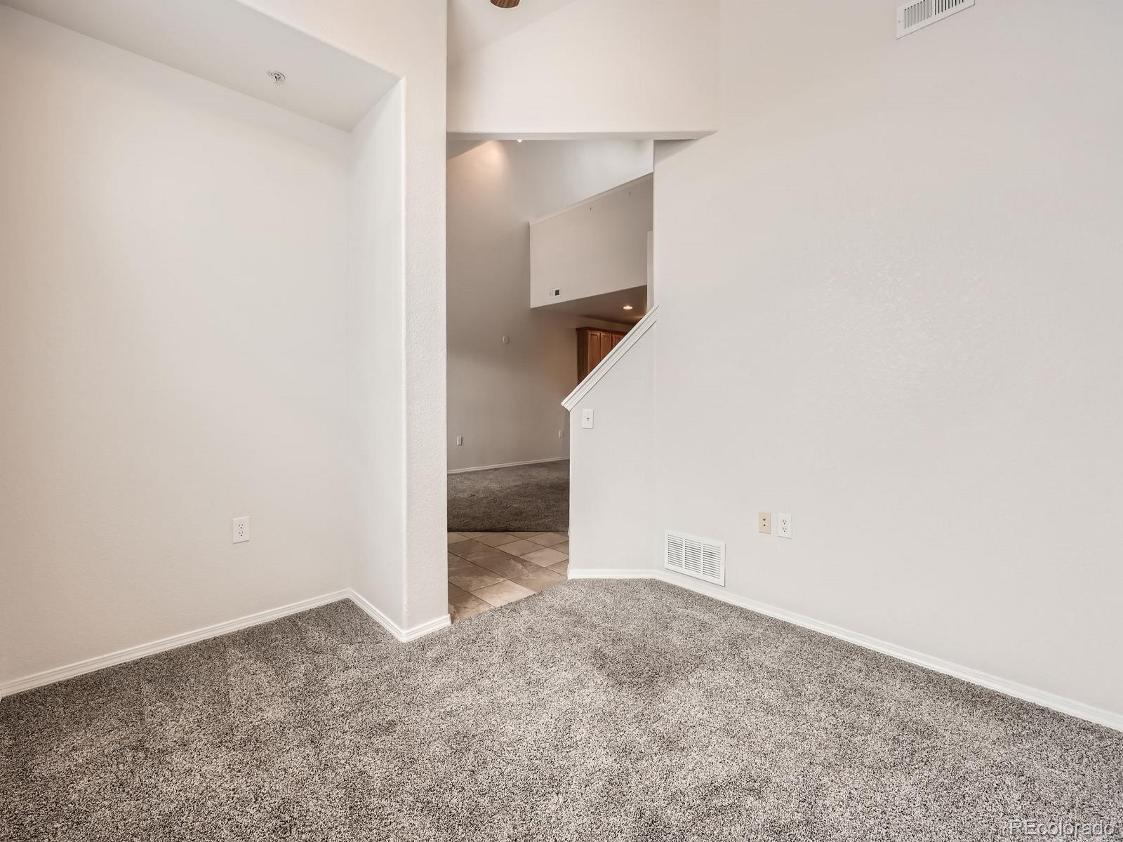 MLS Image #13 for 16366 e fremont avenue,aurora, Colorado