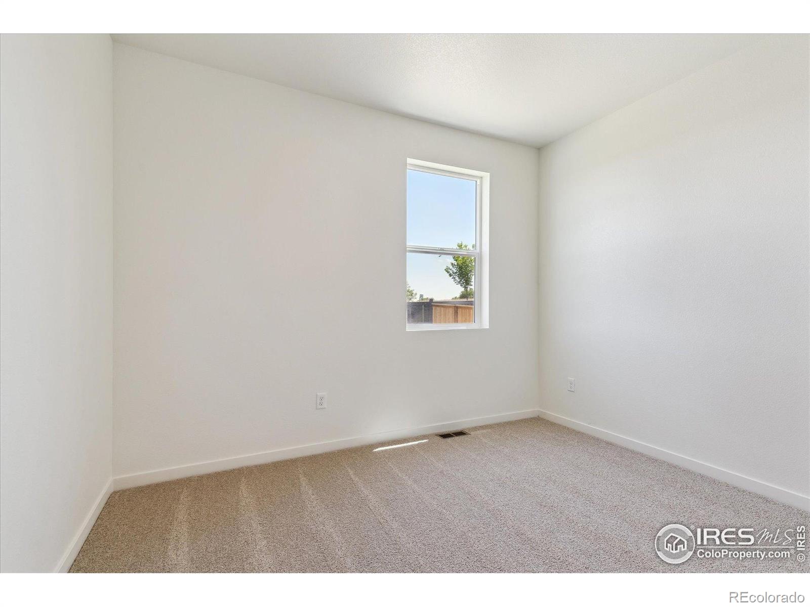 MLS Image #11 for 9902  cathay street,commerce city, Colorado