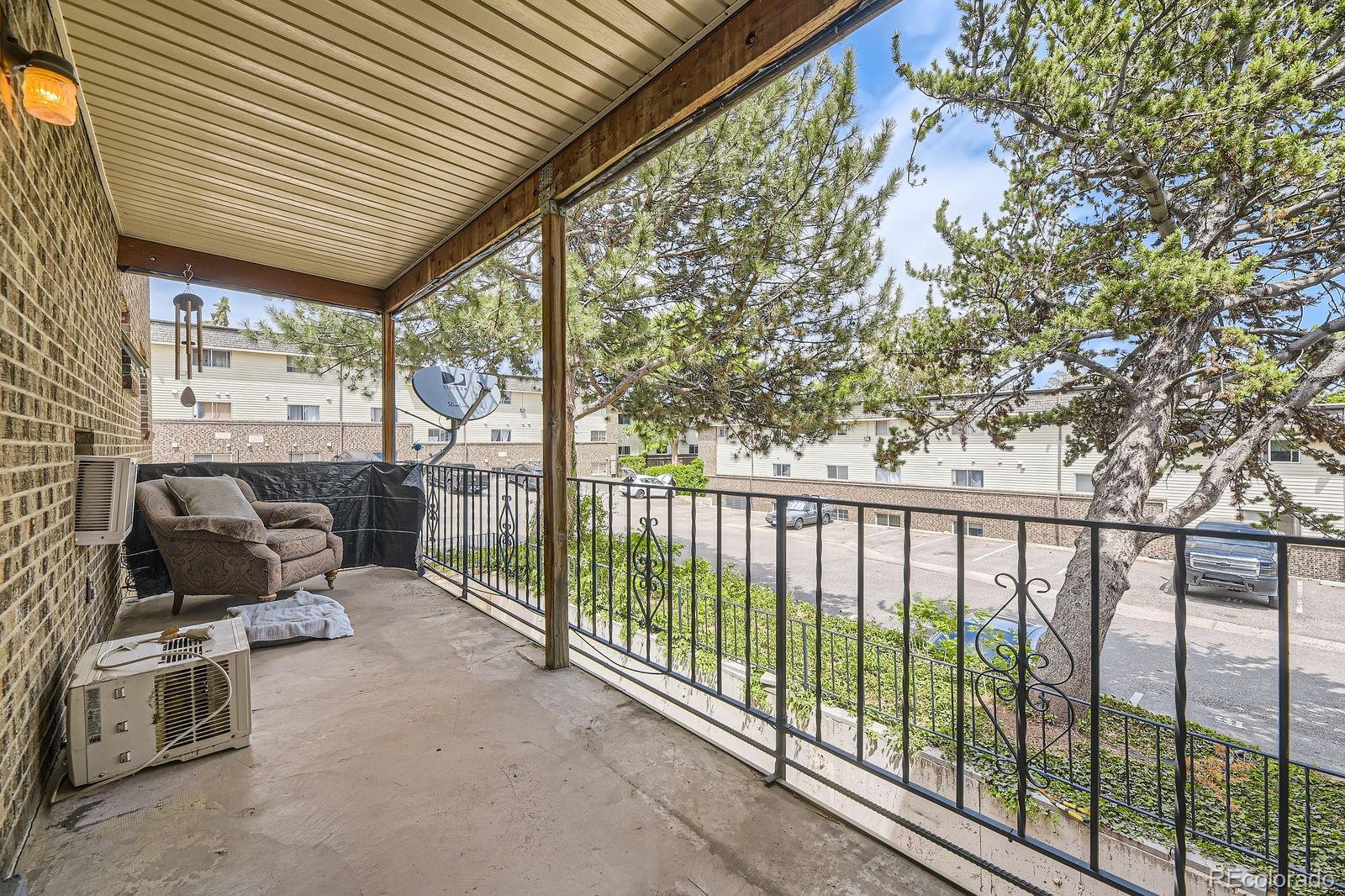 MLS Image #9 for 4653 s lowell boulevard,denver, Colorado