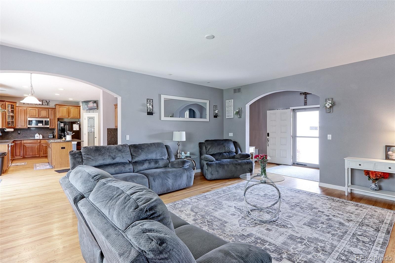 MLS Image #3 for 9994  quintero street,commerce city, Colorado