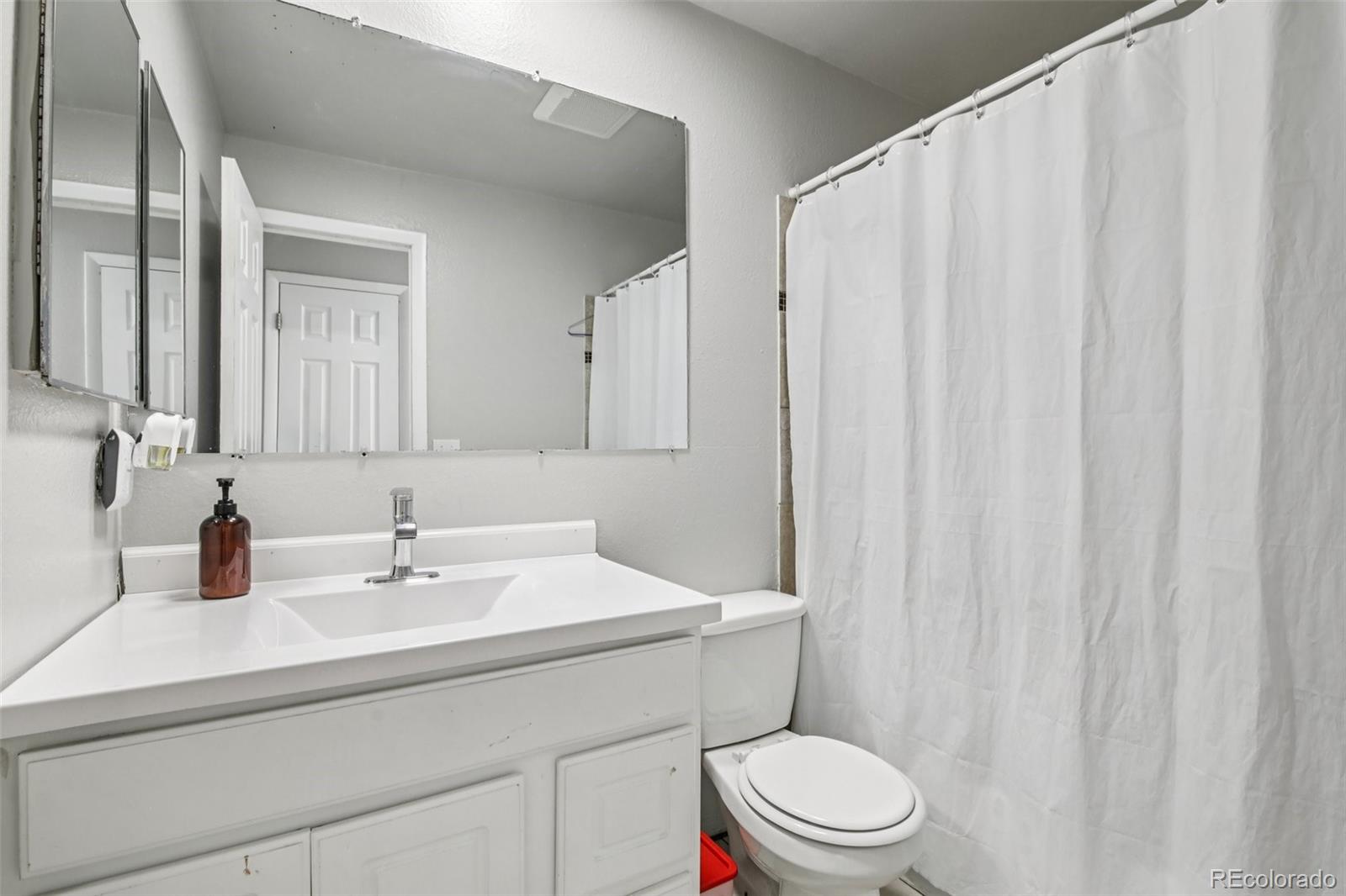 MLS Image #17 for 14791 e security place,aurora, Colorado