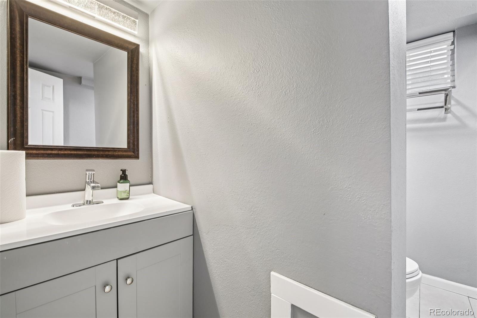 MLS Image #26 for 14791 e security place,aurora, Colorado