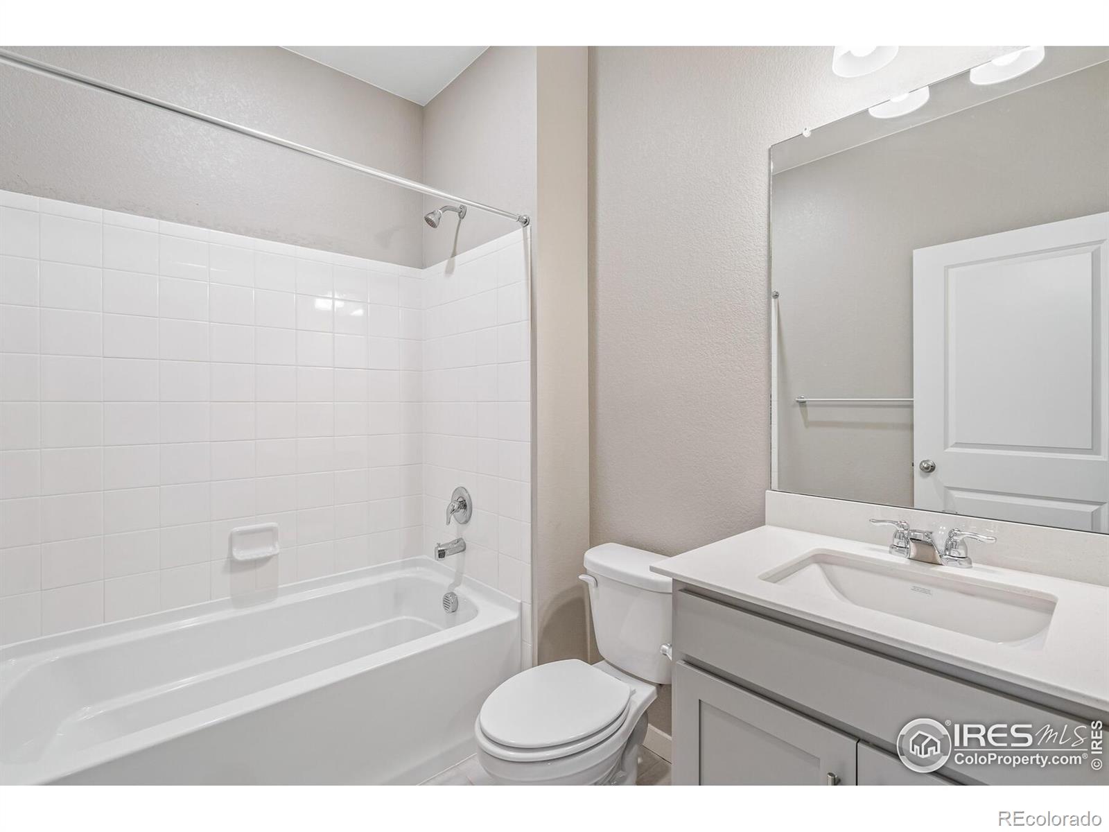 MLS Image #14 for 9882  cathay street,commerce city, Colorado