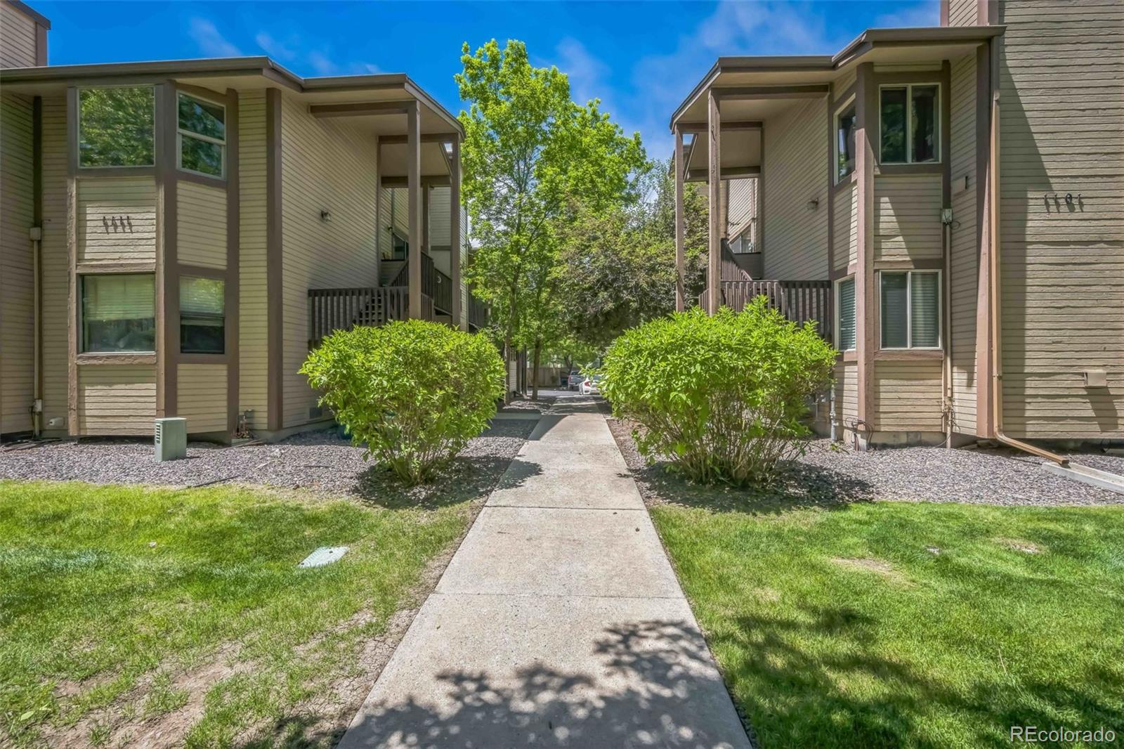 MLS Image #2 for 1111 s garrison street,lakewood, Colorado