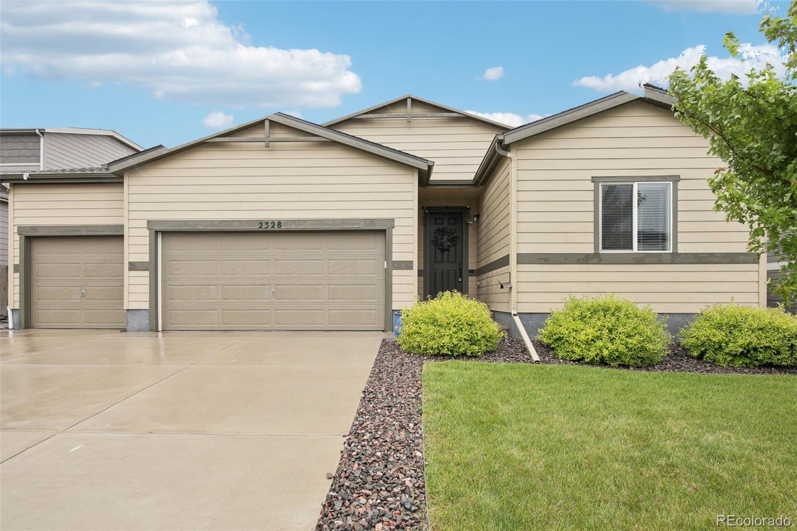 MLS Image #23 for 2328  saddle back court,fort lupton, Colorado