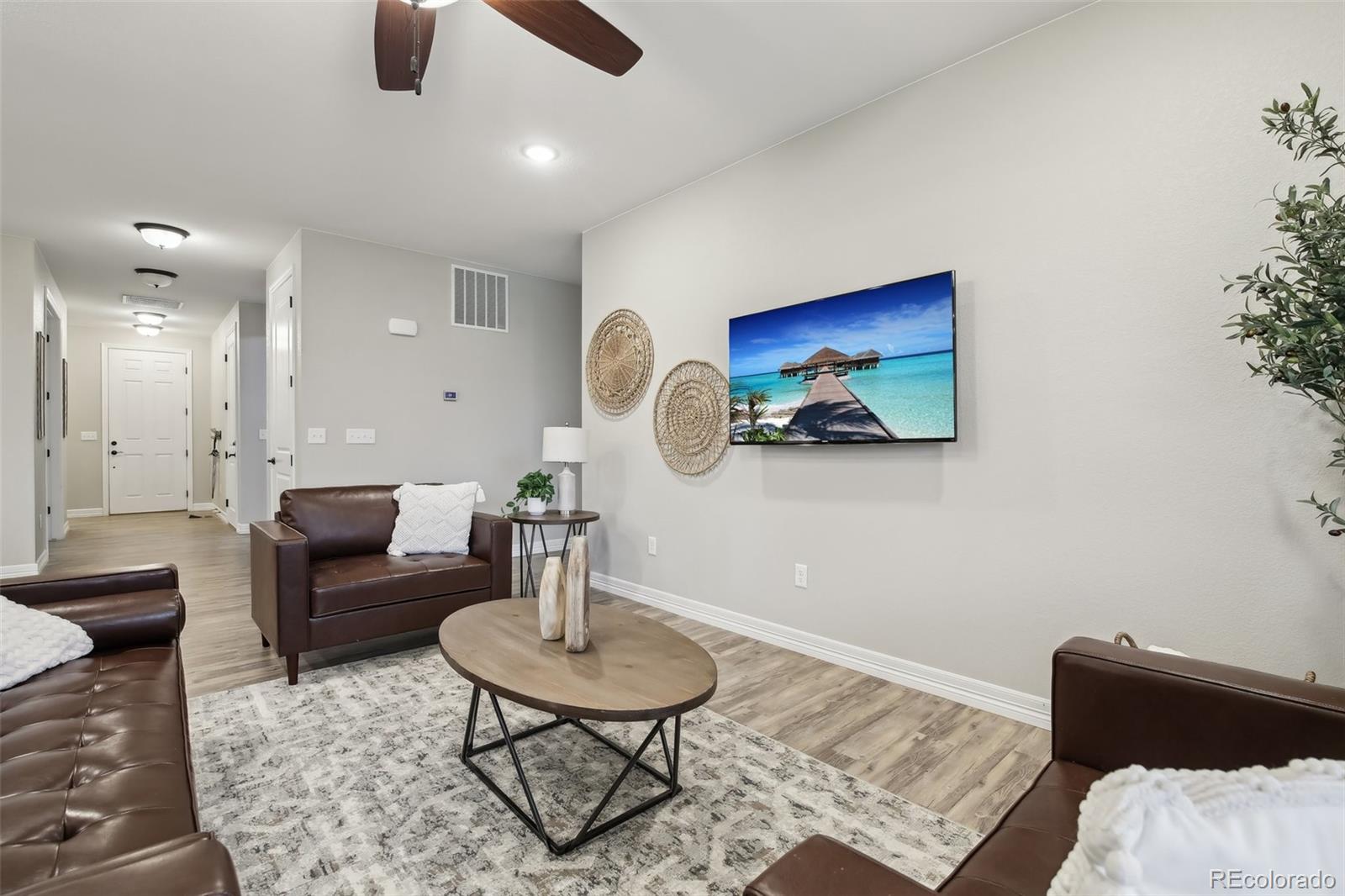 MLS Image #4 for 2328  saddle back court,fort lupton, Colorado