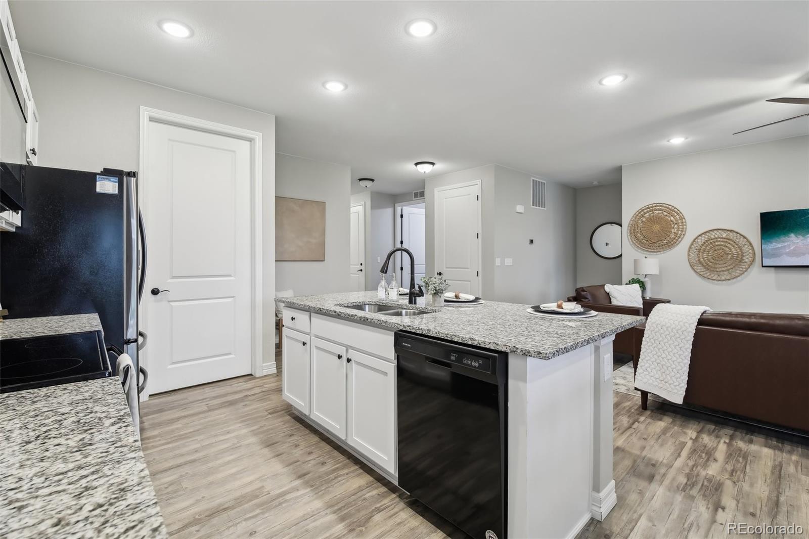 MLS Image #9 for 2328  saddle back court,fort lupton, Colorado