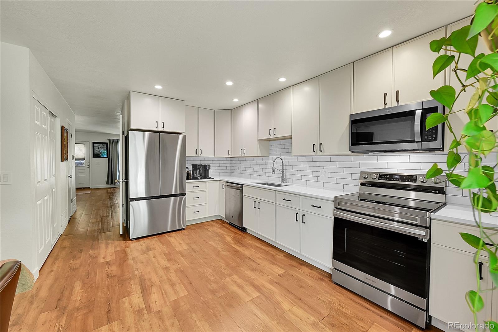 CMA Image for 6765 S Independence Street,Littleton, Colorado