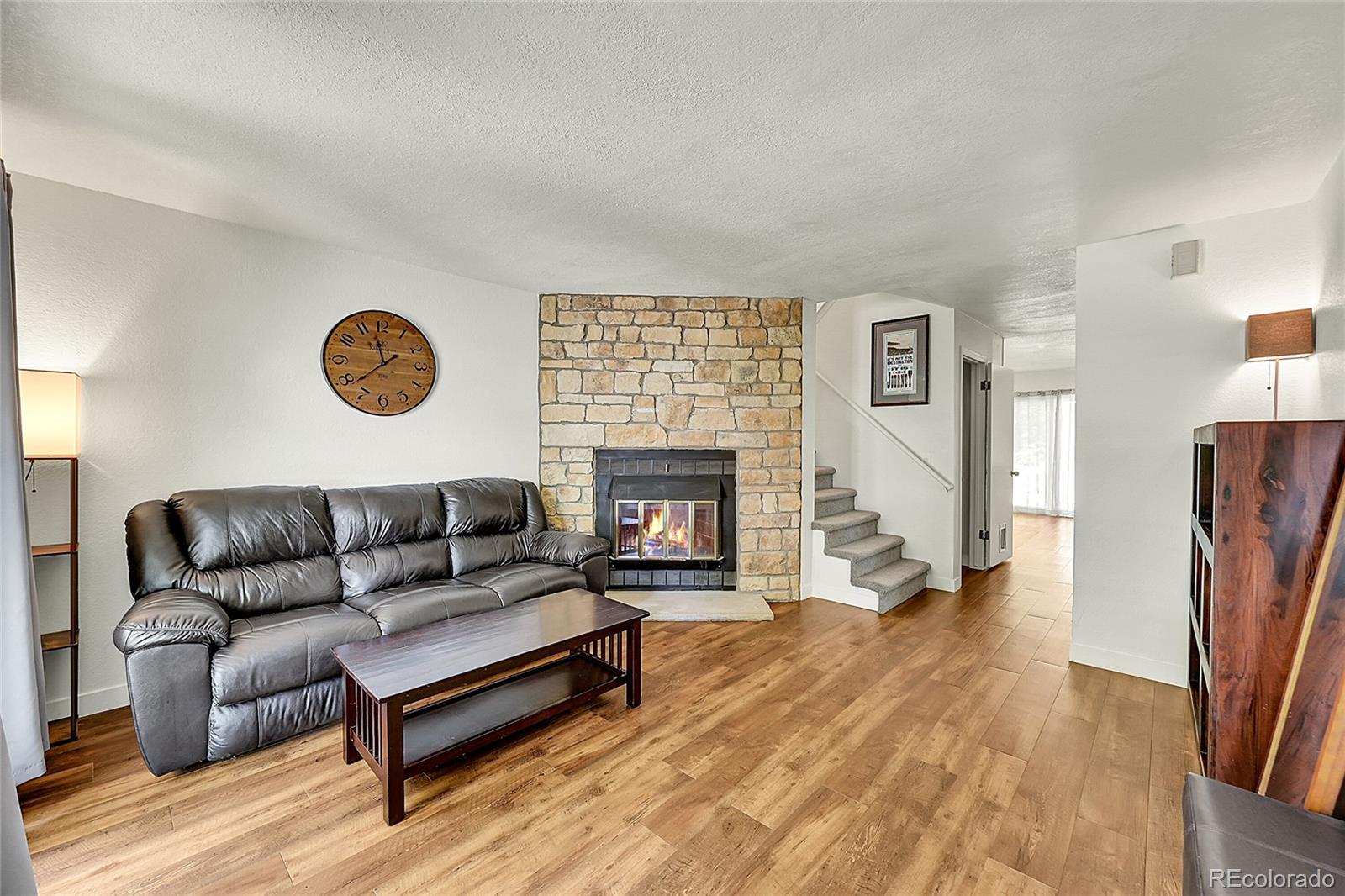 MLS Image #2 for 6765 s independence street,littleton, Colorado