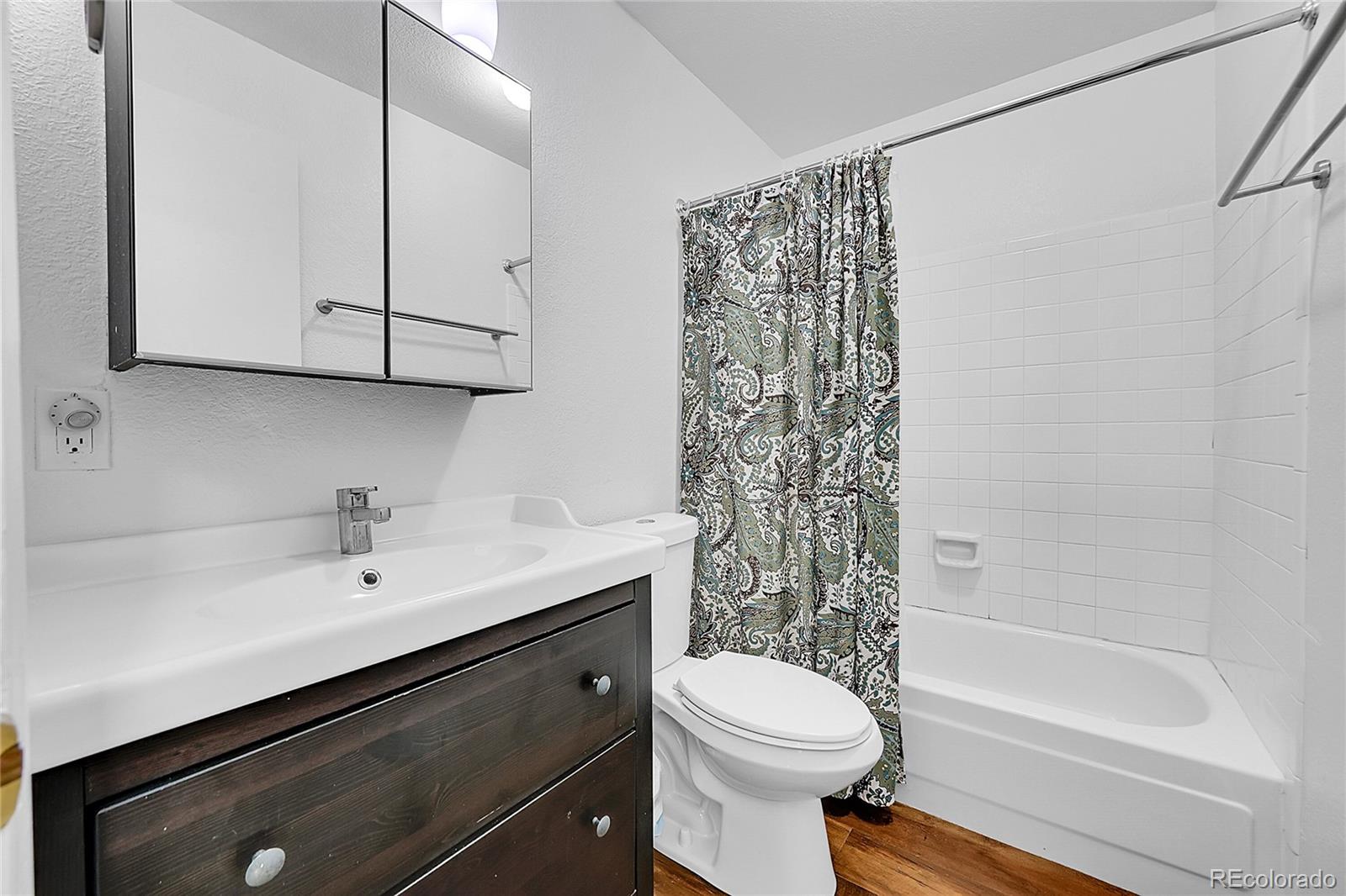 MLS Image #9 for 6765 s independence street,littleton, Colorado