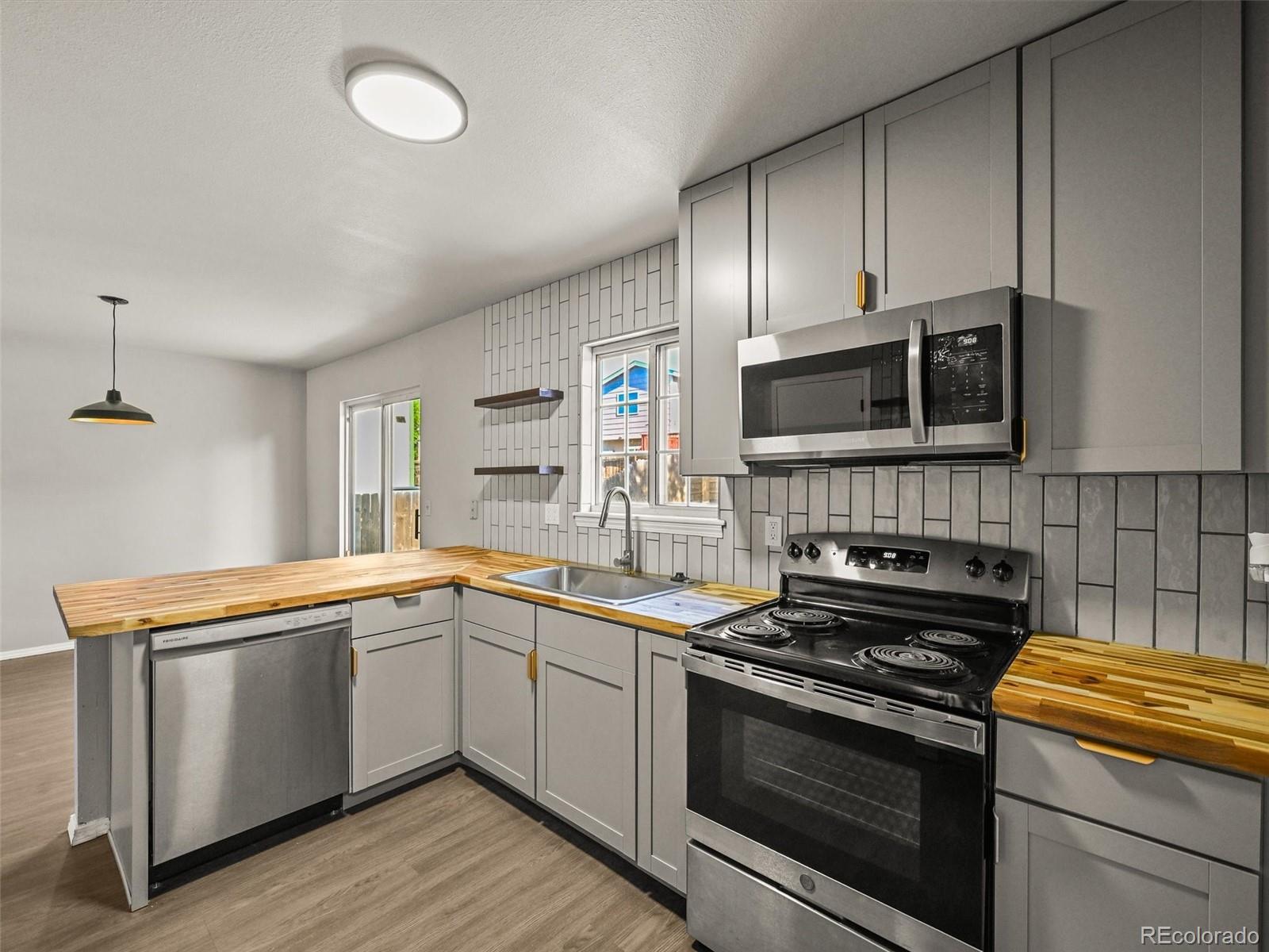 MLS Image #18 for 3535  beechwood court,colorado springs, Colorado