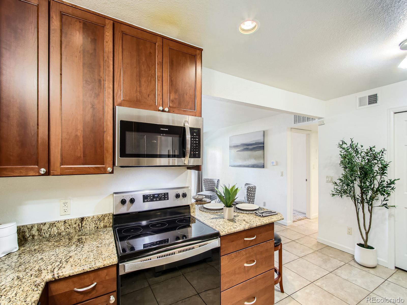 MLS Image #5 for 10251 w 44th avenue,wheat ridge, Colorado