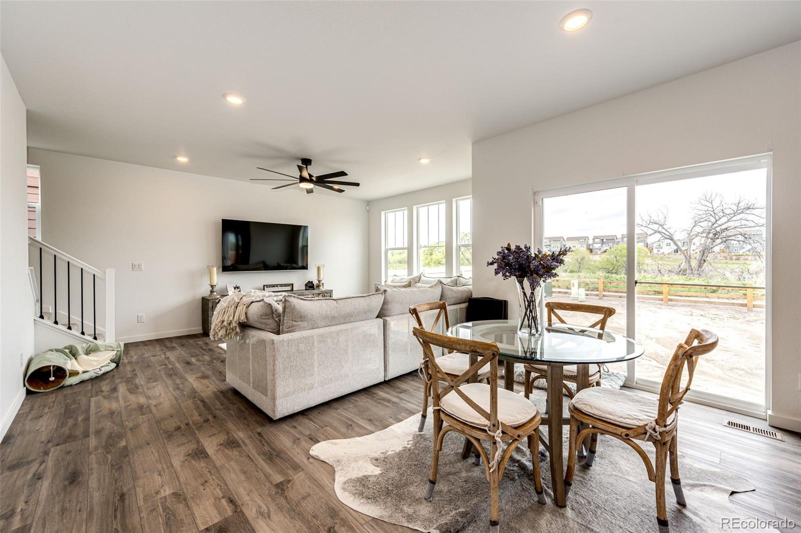 MLS Image #11 for 947 w beverly street,elizabeth, Colorado