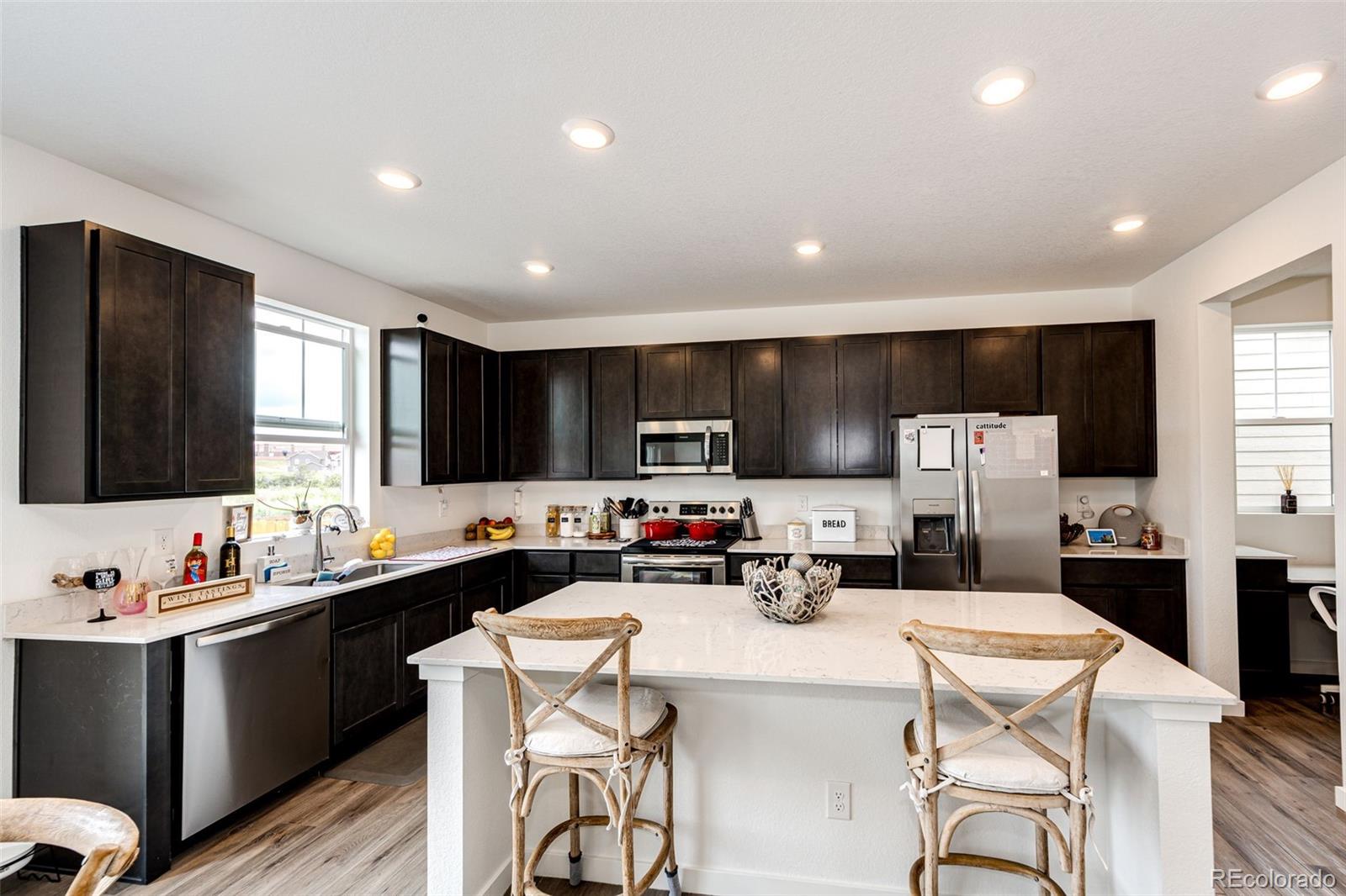 MLS Image #5 for 947 w beverly street,elizabeth, Colorado
