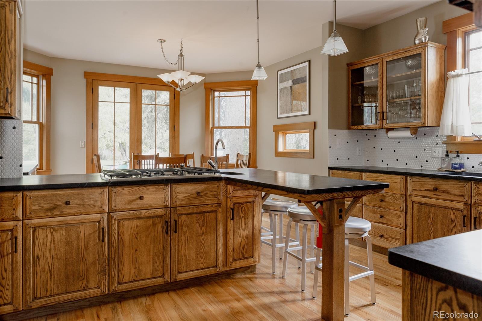 MLS Image #11 for 1260  hudson street,denver, Colorado