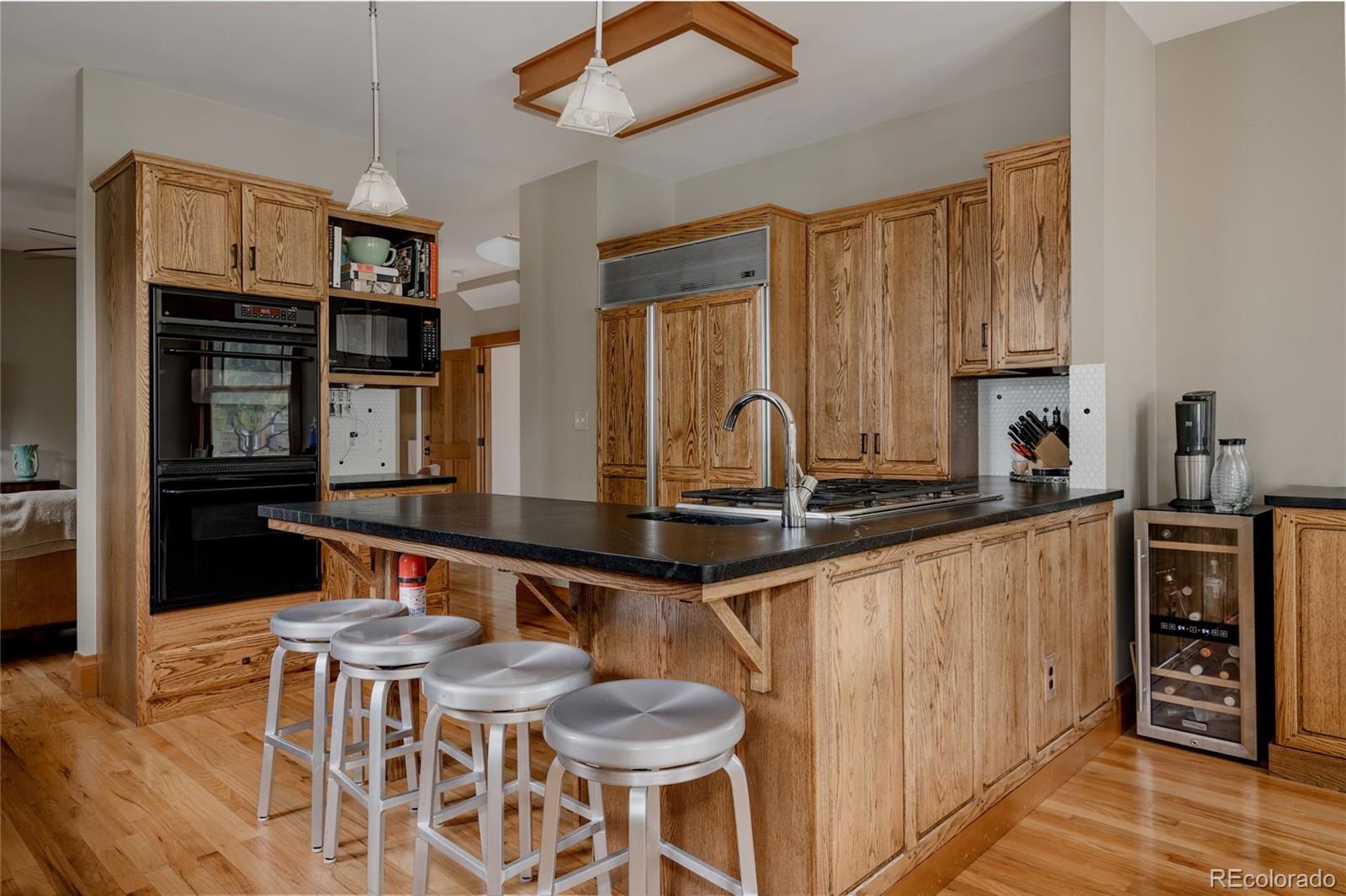 MLS Image #13 for 1260  hudson street,denver, Colorado