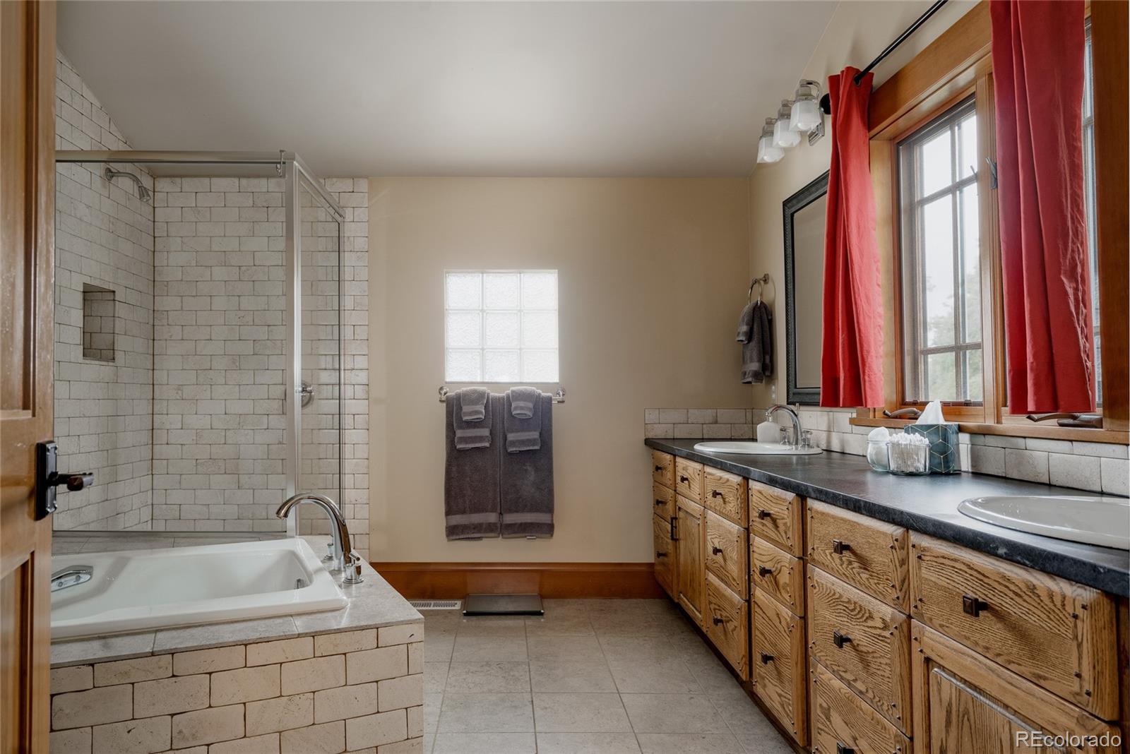 MLS Image #24 for 1260  hudson street,denver, Colorado