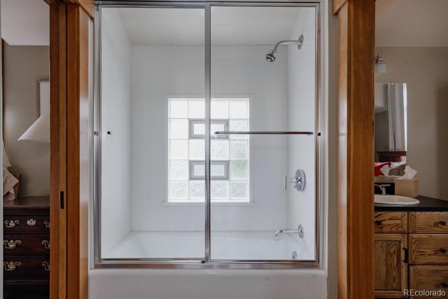 MLS Image #29 for 1260  hudson street,denver, Colorado