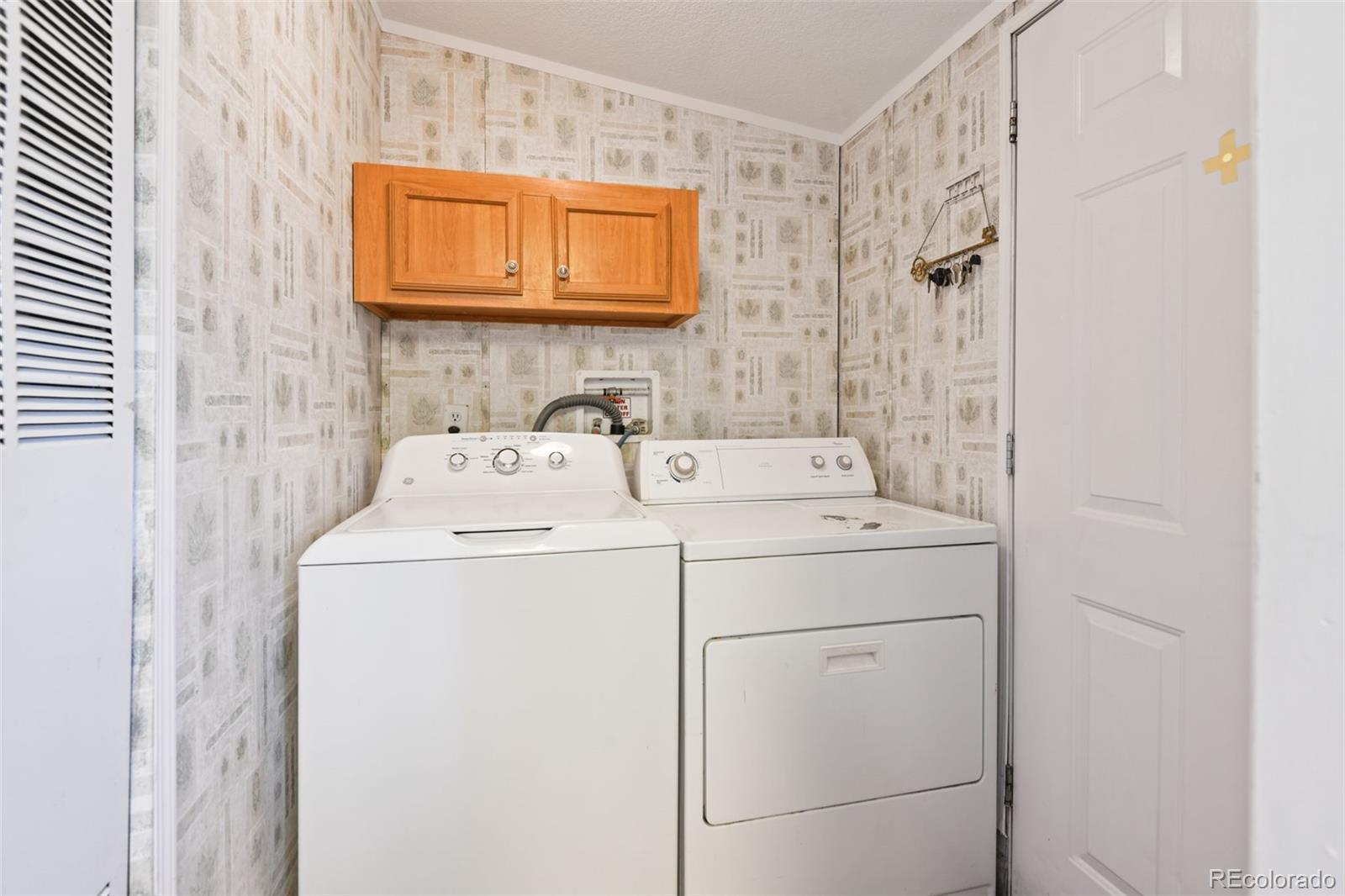 MLS Image #17 for 4925  county road 83 ,roggen, Colorado
