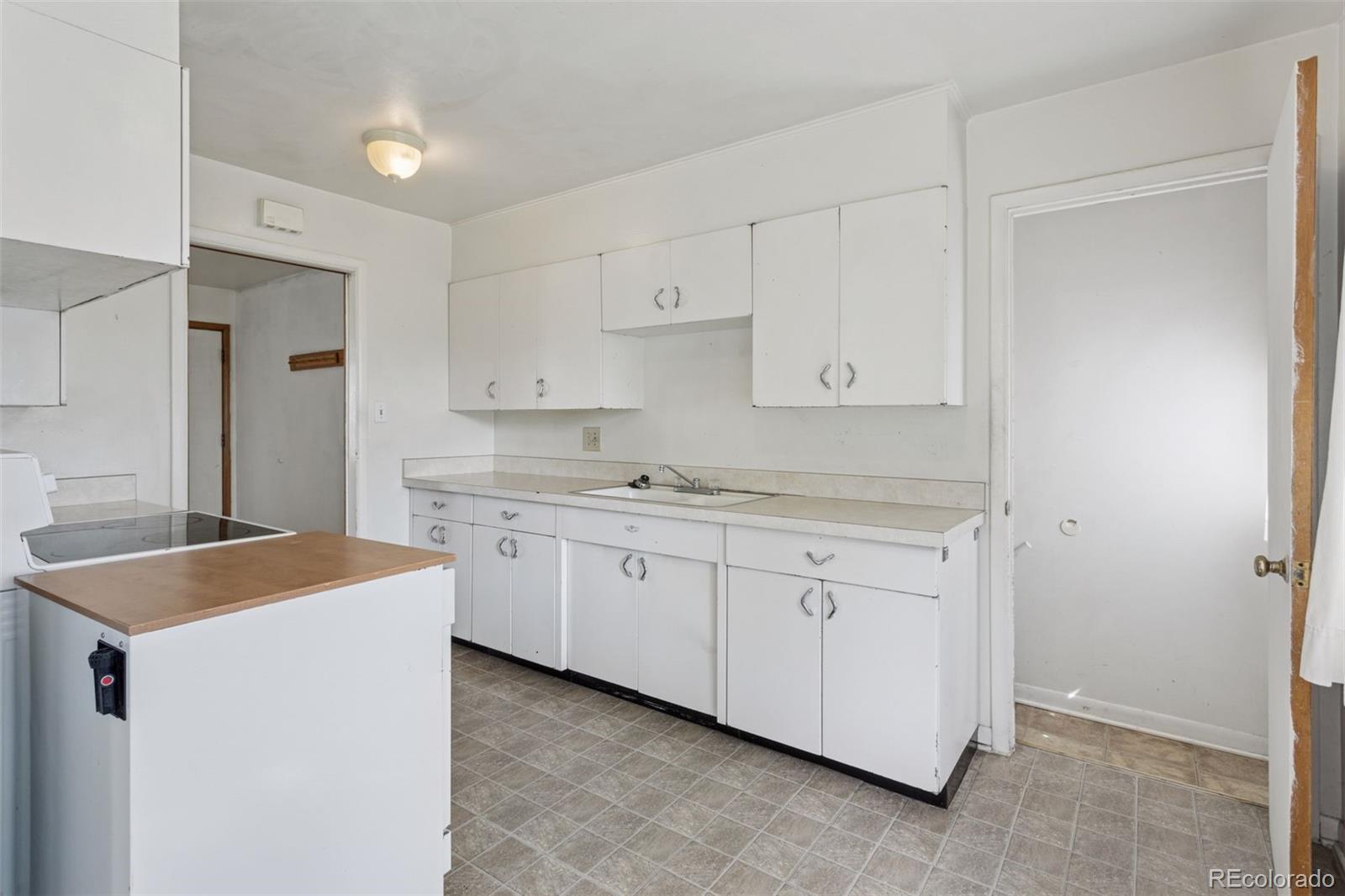 MLS Image #10 for 1742 s forest street,denver, Colorado