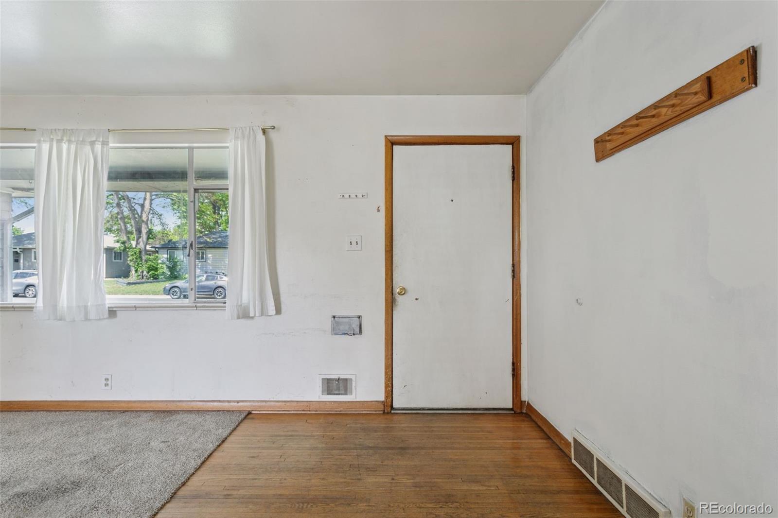 MLS Image #4 for 1742 s forest street,denver, Colorado