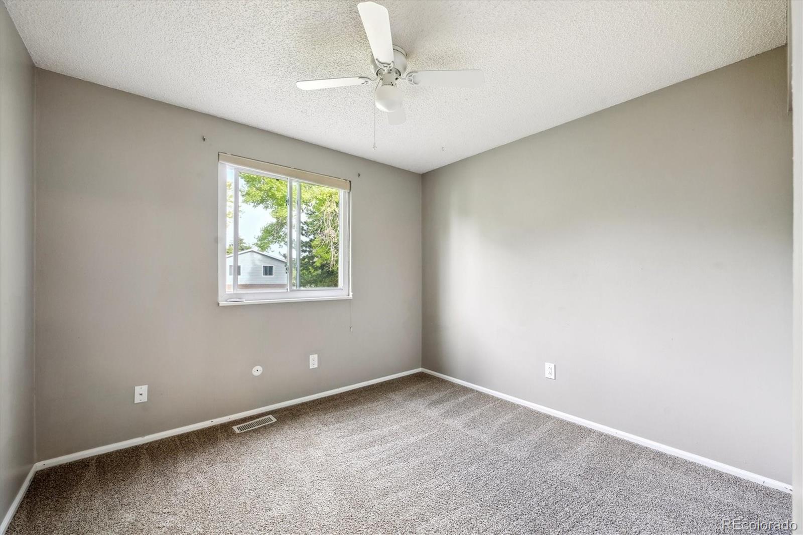 MLS Image #14 for 6545 s balsam court,littleton, Colorado