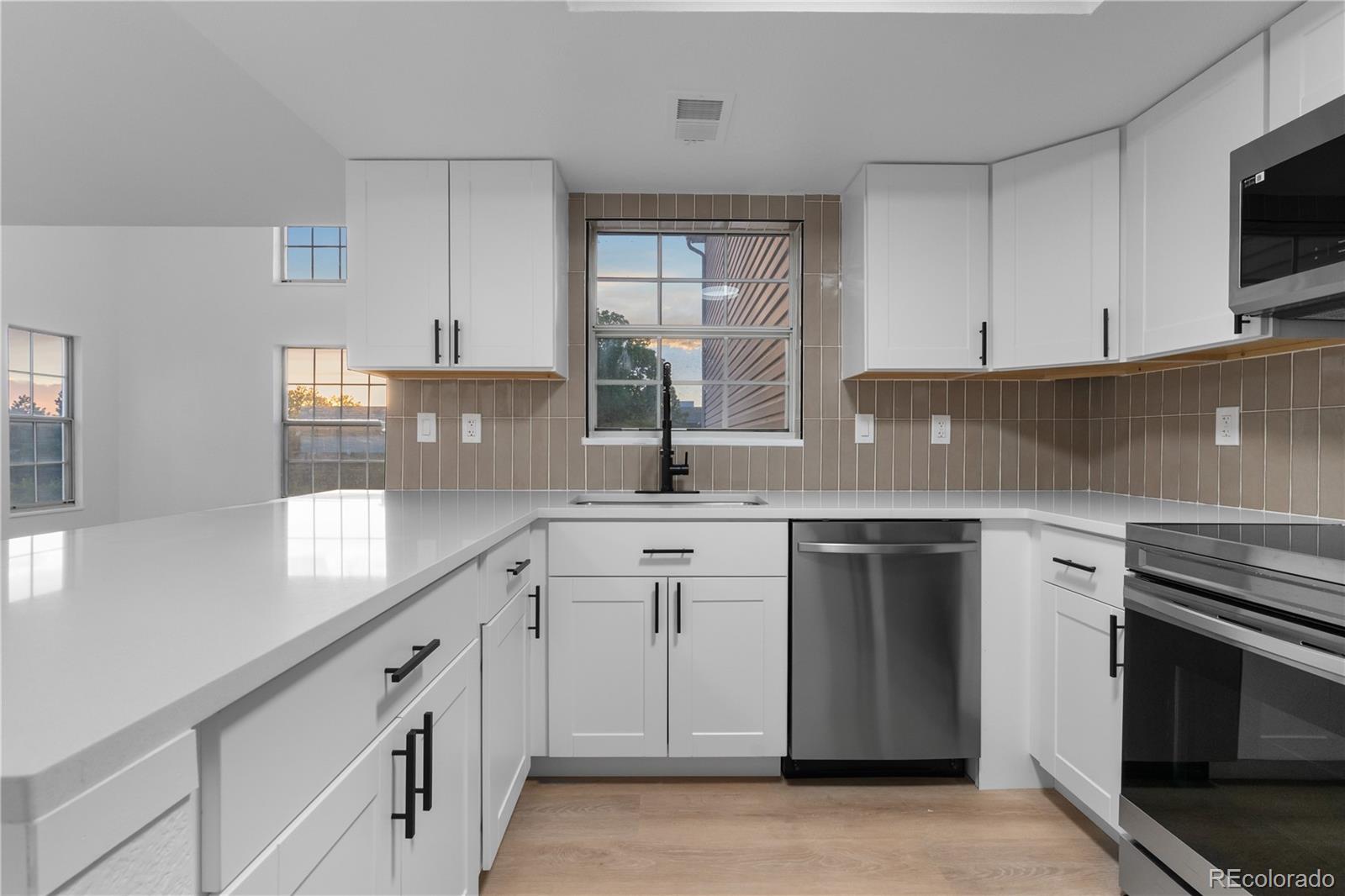 MLS Image #1 for 12635 e pacific circle,aurora, Colorado